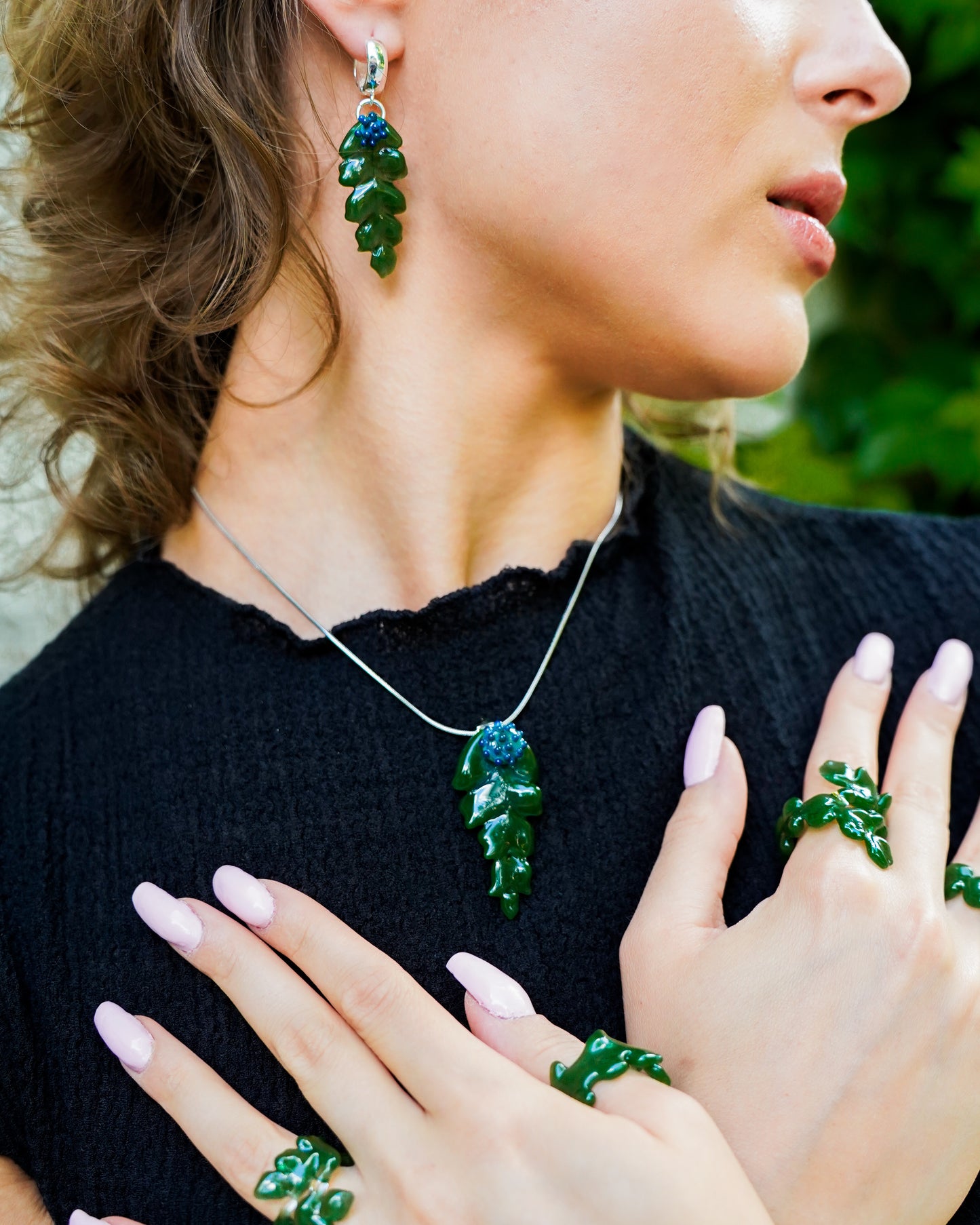 Green leaf · Ring