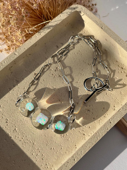 Opal Spheres · Collier