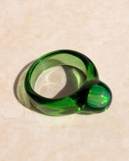 Opal Spherical Dome Green · Glasring