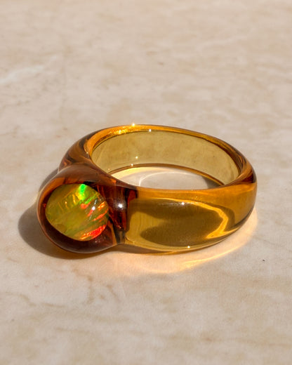 Opal Spherical Dome Ambar · Glasring